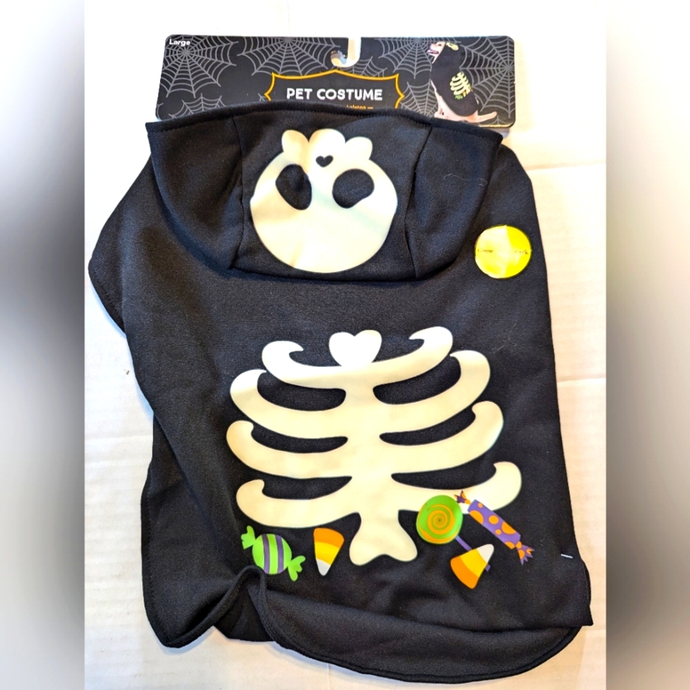 Pet Halloween Glow In The Dark Skeleton Costume Size Large BNWT